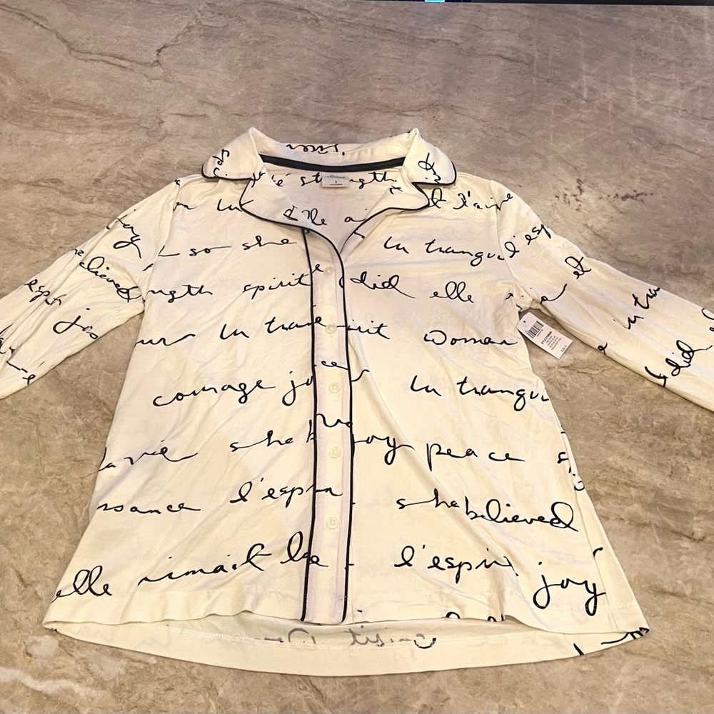 New with tags Soma Cool Nights Long Sleeve notch collar French Script Pajama Top